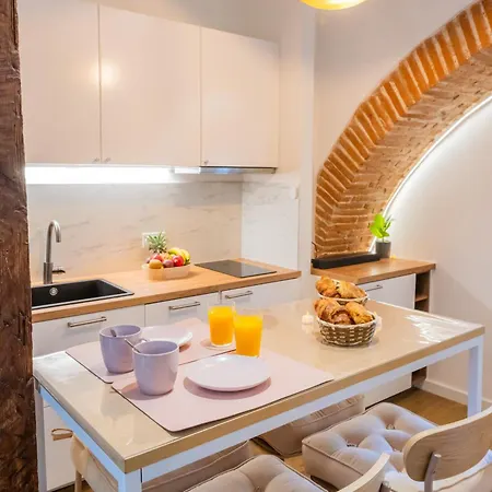 Capitole La Voute Rose Apartment *