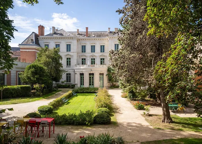 Capitole La Voute Rose *